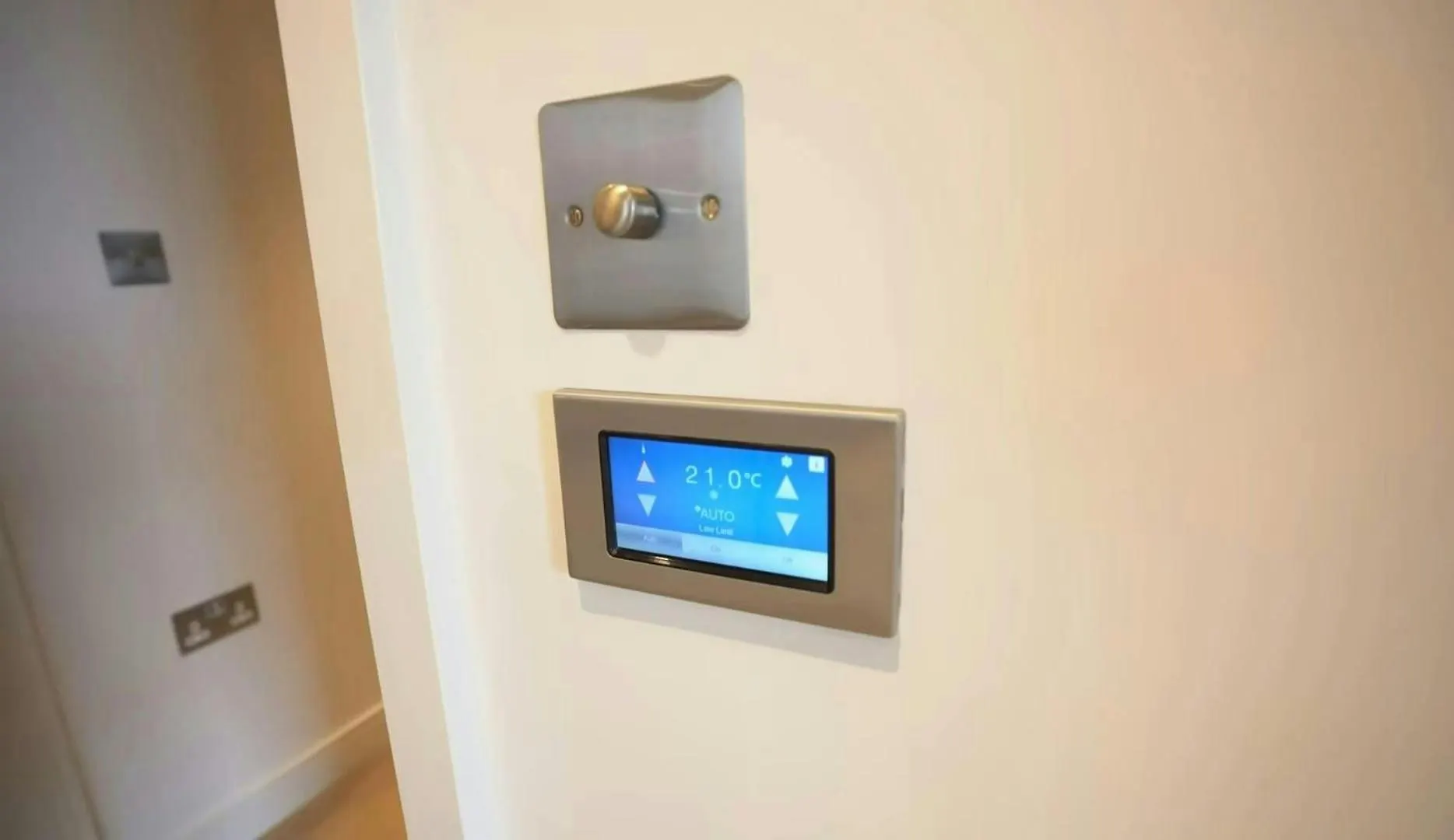 Canary Wharf Luxury Apartment Right Next To Thames Londra