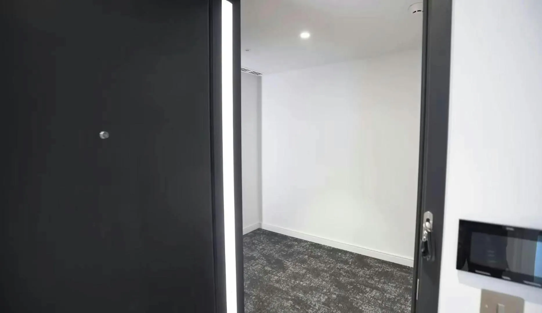 Canary Wharf Luxury Apartment Right Next To Thames Londra